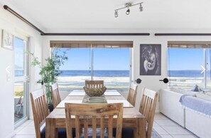 Dining - An Exceptional Beachfront Retreat (Cape Town)