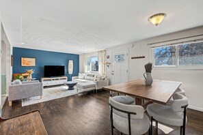 Unclassified image, 4 of 39, button - Southwest Denver House (Denver)