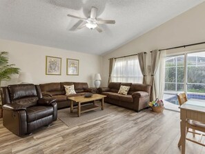 独立别墅, 4 间卧室 | 起居区