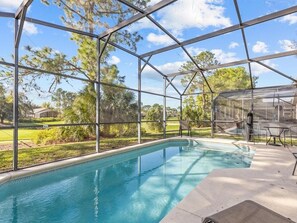 Unclassified image, 5 of 49, button - 3bd Villa With Private Pool & Golf Walmart 2 Min 3 Bedroom Home (Haines City)
