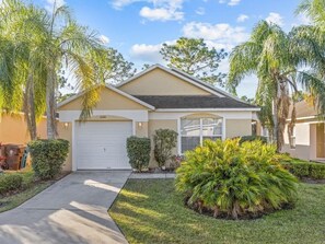 House, 3 Bedrooms | Exterior - 3bd Villa With Private Pool & Golf Walmart 2 Min 3 Bedroom Home (Haines City)