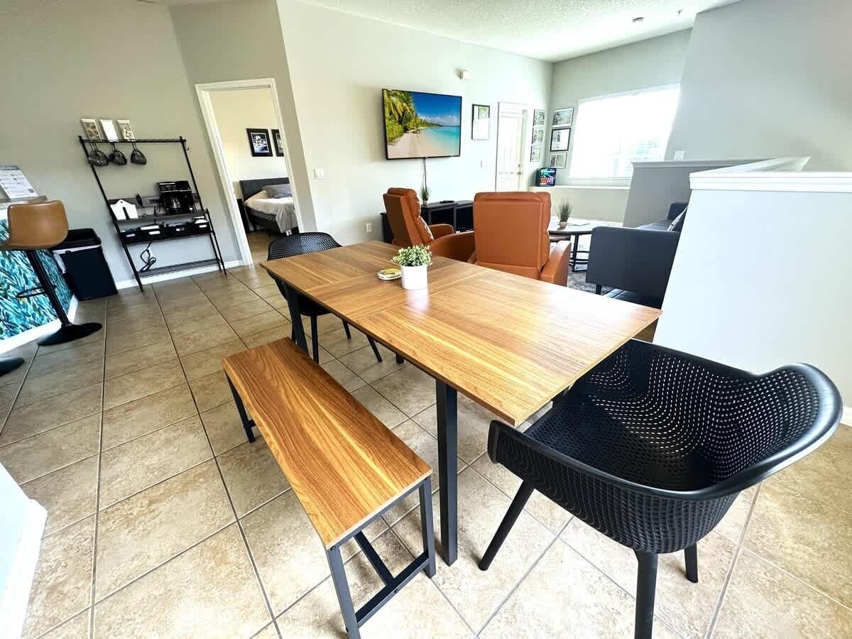 Maison mitoyenne, 3 chambres | Restauration