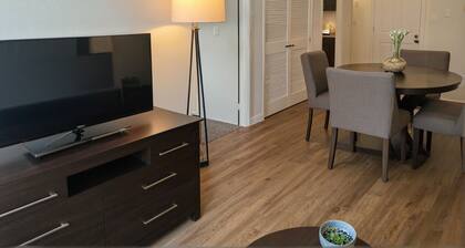 Premier 2BR Urban Escape in Vibrant Ktown
