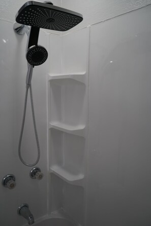 Luokittelematon kuva, 5 kautta 31, painike