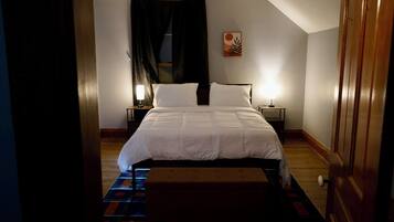 2 quartos, ferros/tábuas de passar roupa, Wi-Fi, roupa de cama