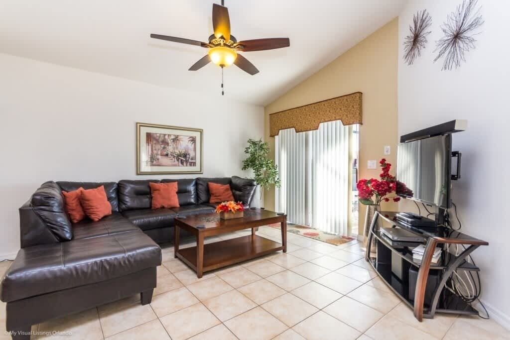 Talo, 4 makuuhuonetta | Oleskelualue