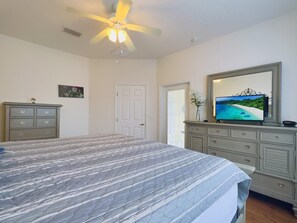 House, 4 Bedrooms - 4bd Pool Villa In Calabay Parc Close To Disney Sleeps 8 4 Bedroom Home (Haines City)