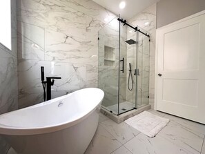 Casa, 6 habitaciones | Baño | Toallas 