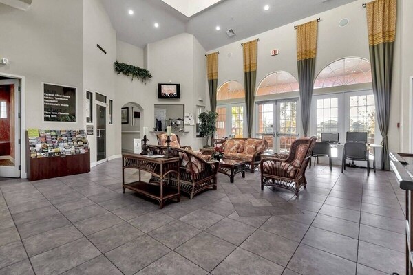Luxury Villa Near Disney 6 Bd Home With Private Pool And Resort 6 Bedroom Home - Davenport, FL