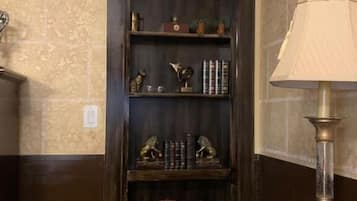 Townhome, 3 Bedrooms | Interior