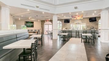 Townhome, 3 Bedrooms | Dining