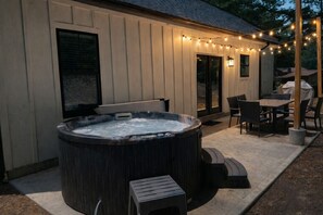Outdoor dining - Laurel Hill Farmhouse | Private Hot Tub, Fire Pit, One-Level Modern Farmhouse Near Asheville (Fletcher)