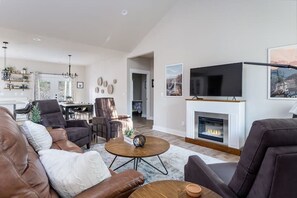 TV - Laurel Hill Farmhouse | Private Hot Tub, Fire Pit, One-Level Modern Farmhouse Near Asheville (Fletcher)