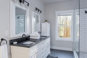 Shower, hair dryer, towels - Laurel Hill Farmhouse | Private Hot Tub, Fire Pit, One-Level Modern Farmhouse Near Asheville (Fletcher)