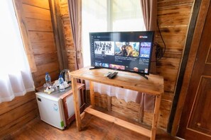 Room, 1 Bedroom, Smoking | Room amenity