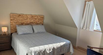 Grande Maison familiale rénovée à 2 pas du Métro