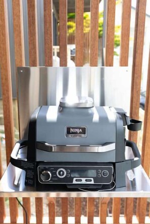 Unclassified image, 4 of 15, button - Starry Retreat - Ohana (Lake Tekapo)