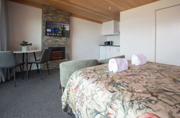 Dining - Starry Retreat - Ohana (Lake Tekapo)