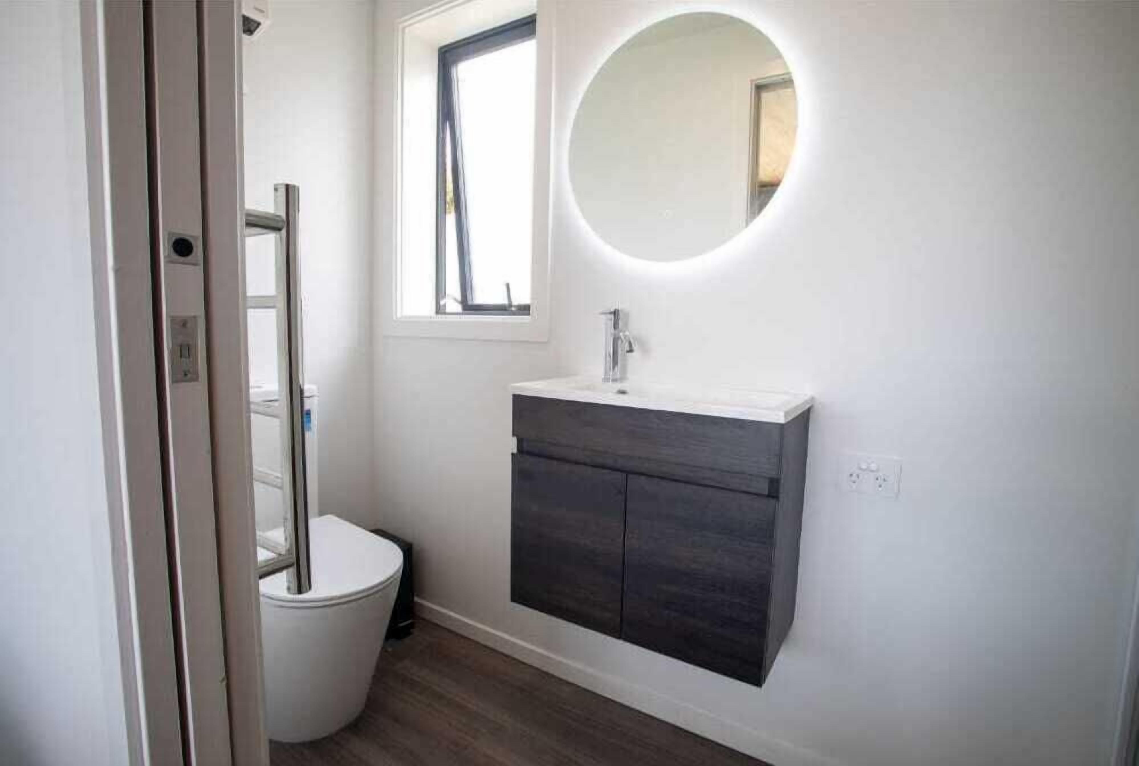 淋浴設備、風筒、提供毛巾、洗頭水