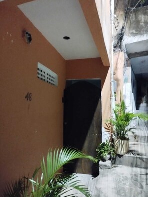 Exterior detail - Casa Aconchego (Salvador)