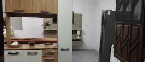 Microwave, stovetop