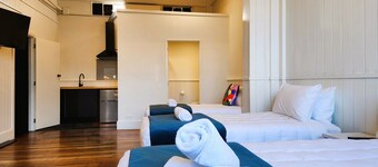 Urban Lounge Sleepery Carterton