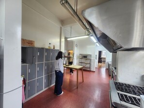 Gambar tidak terklasifikasi, 5 dari 8, tombol