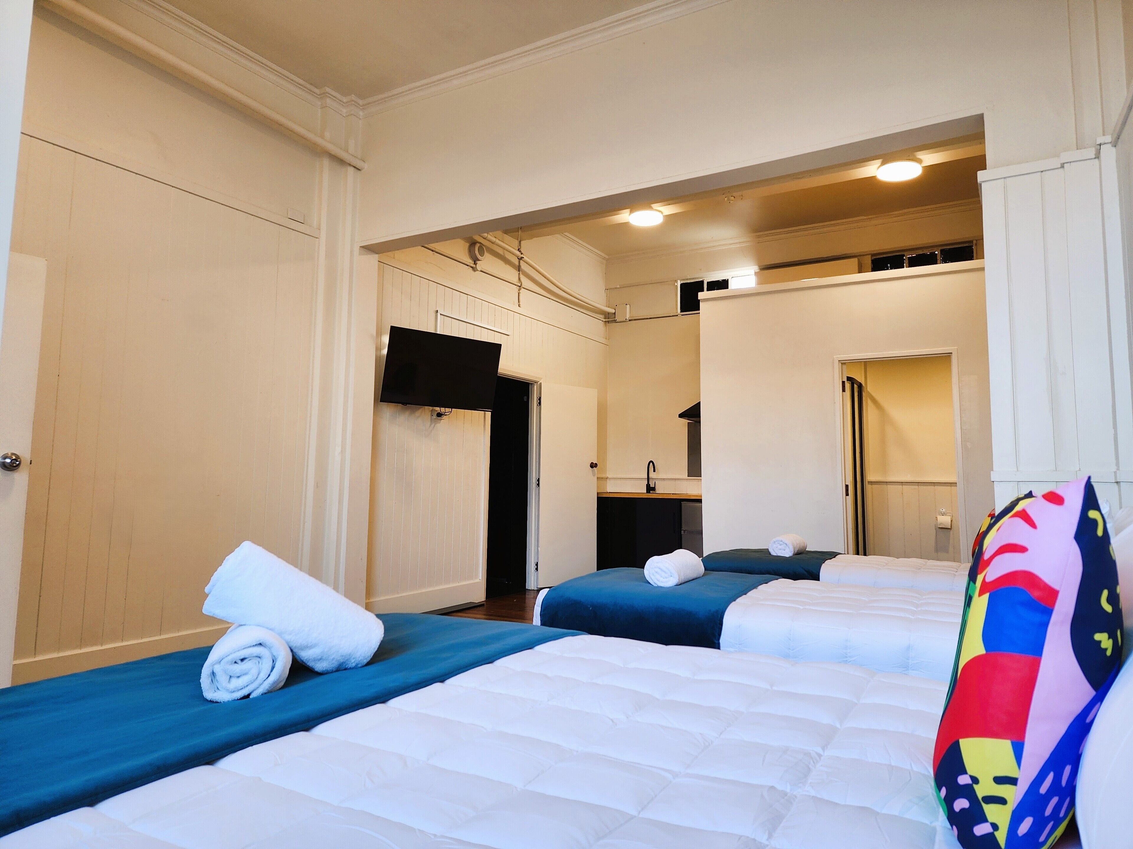 Family Room | Free WiFi