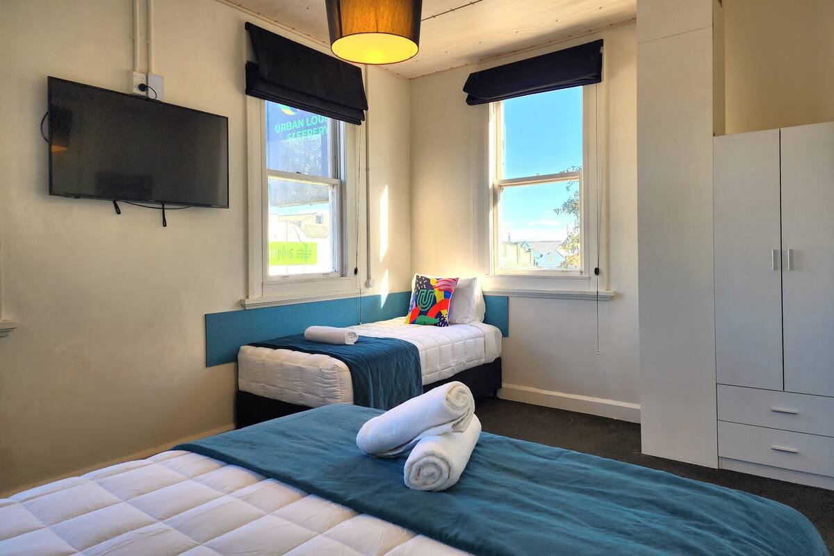 Triple Room with Shared Bathroom | Wi-fi (inkludert)
