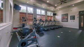 Fitness facility - Luxury Living - Serene 1BR w Designer Touches near Atlanta International Airport (Atlanta)
