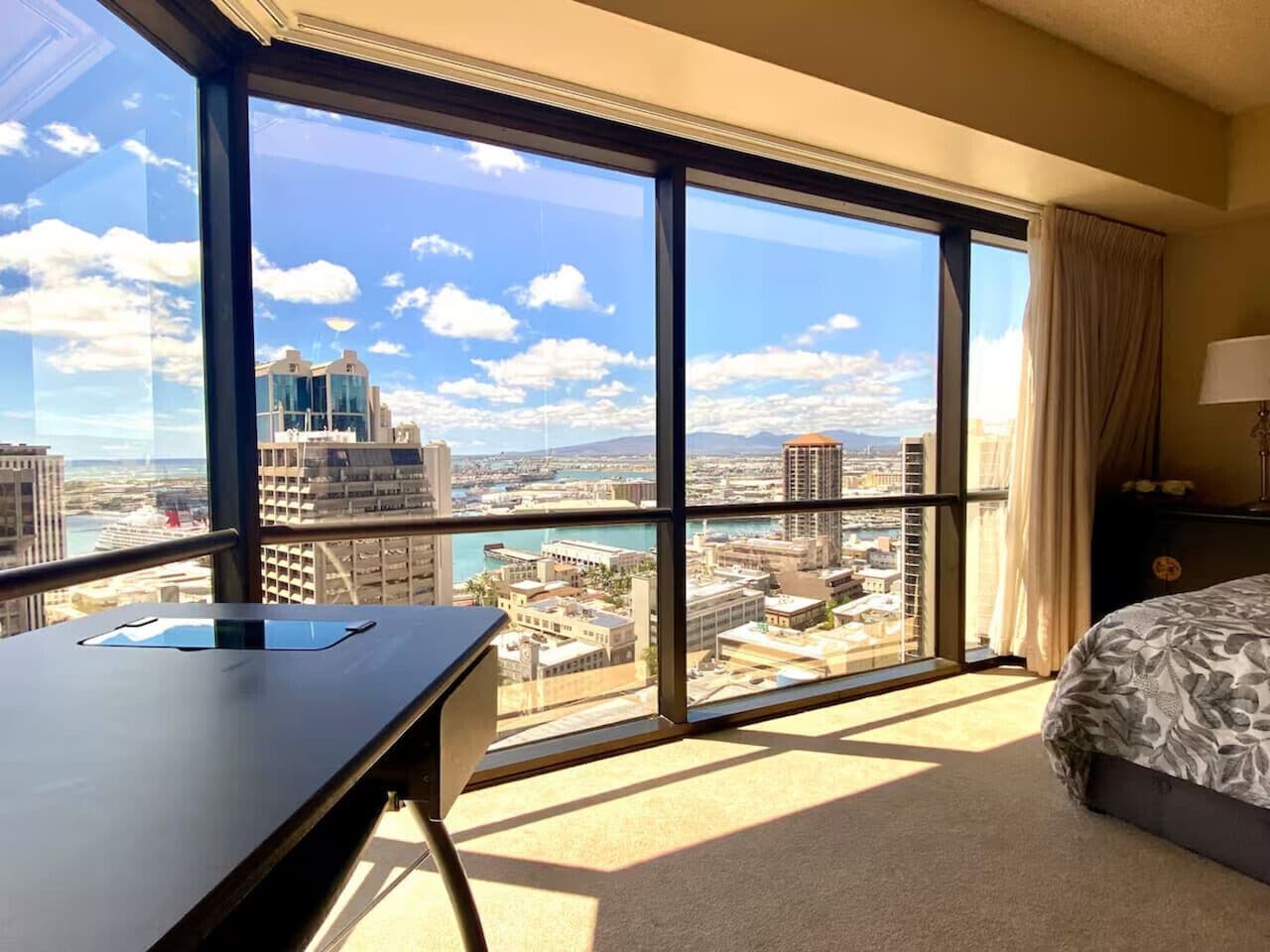 Desk, iron/ironing board, WiFi