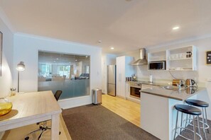 Oklassificerad bild, 2 av 12, knapp