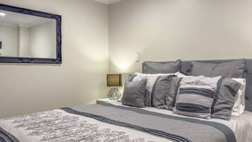 1 habitación, escritorio y wifi