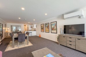 Uklassifisert bilde, 3 av 15, knapp