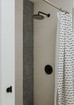 Unclassified image, 5 of 13, button