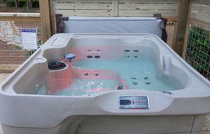 Unclassified image, 4 of 13, button