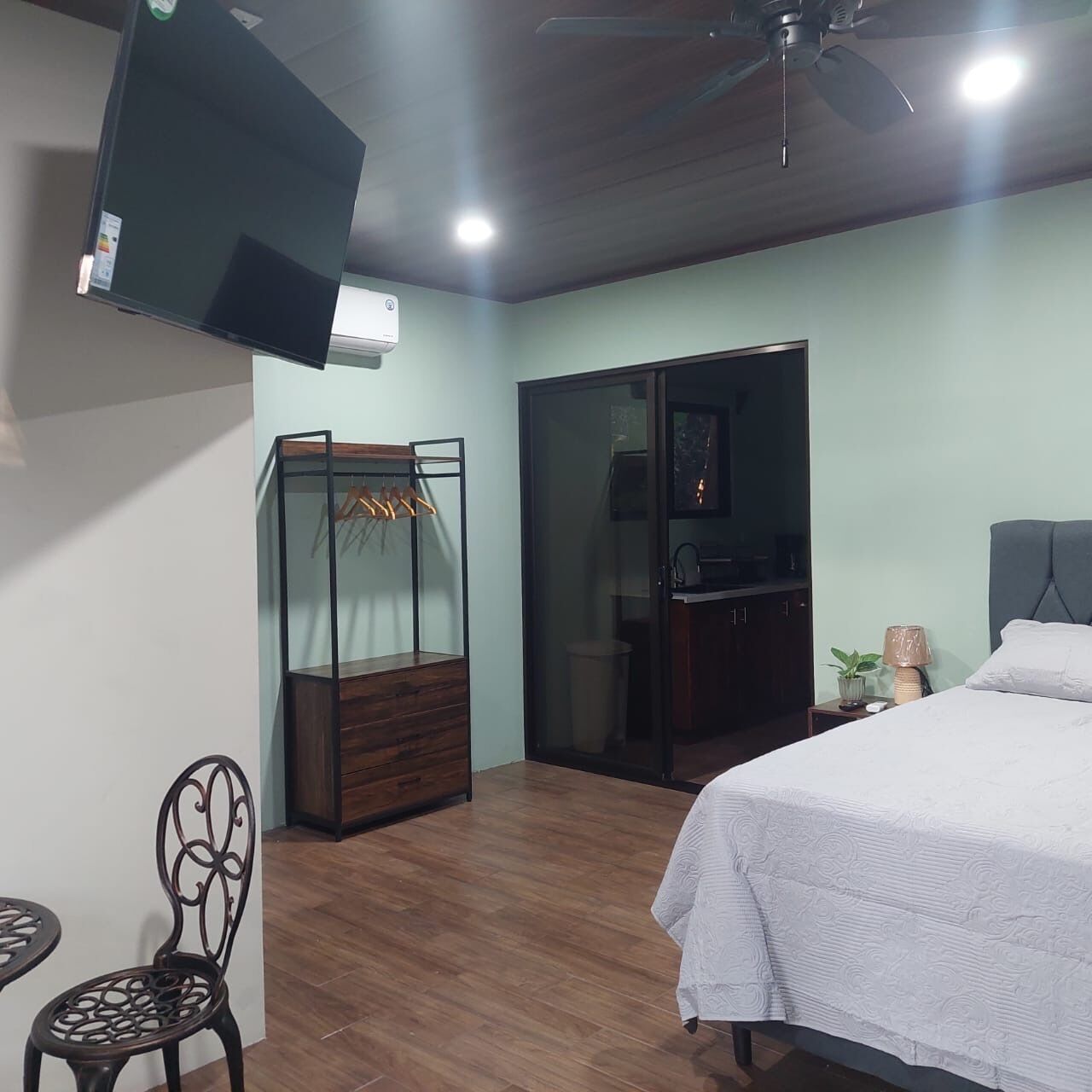 1 chambre, Wi-Fi gratuit, draps fournis