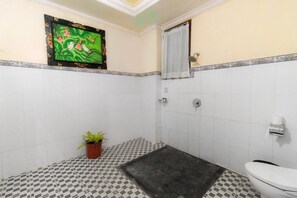 Room, 1 Bedroom, Smoking | Bathroom