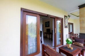 Room, 1 Bedroom, Smoking | Outdoor dining