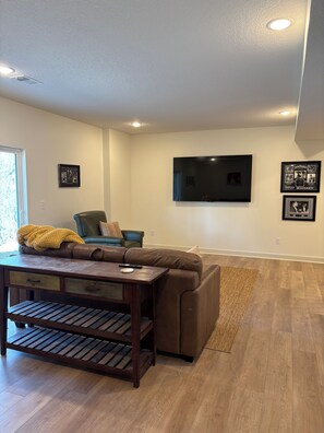 TV connectée, cheminée