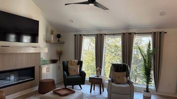 TV connectée, cheminée