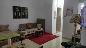 Living area - Port de France (Tunis)