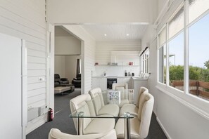 Billede uden beskrivelse, 3 af 13, knap