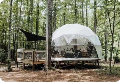 Gatlinburg Glamping DOME #2 Couples retreat at nature scape