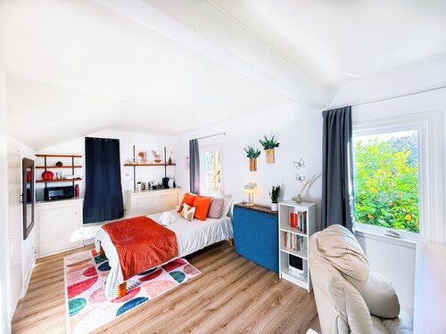 Private Berkeley Hills Studio Suite With Laundry