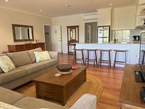 Smart-tv, dvd-afspiller