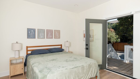 Unclassified image, 1 of 20, button