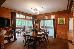 Unclassified image, 3 of 12, button - A private lodge where you can enjoy authentic BBQ surrounded by nature (Tsumagoi)