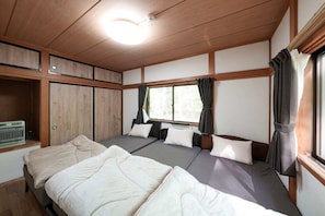 Unclassified image, 5 of 21, button - A private villa you can enjoy outdoor activities such as BBQ, bonfires, sauna (嬬恋村)