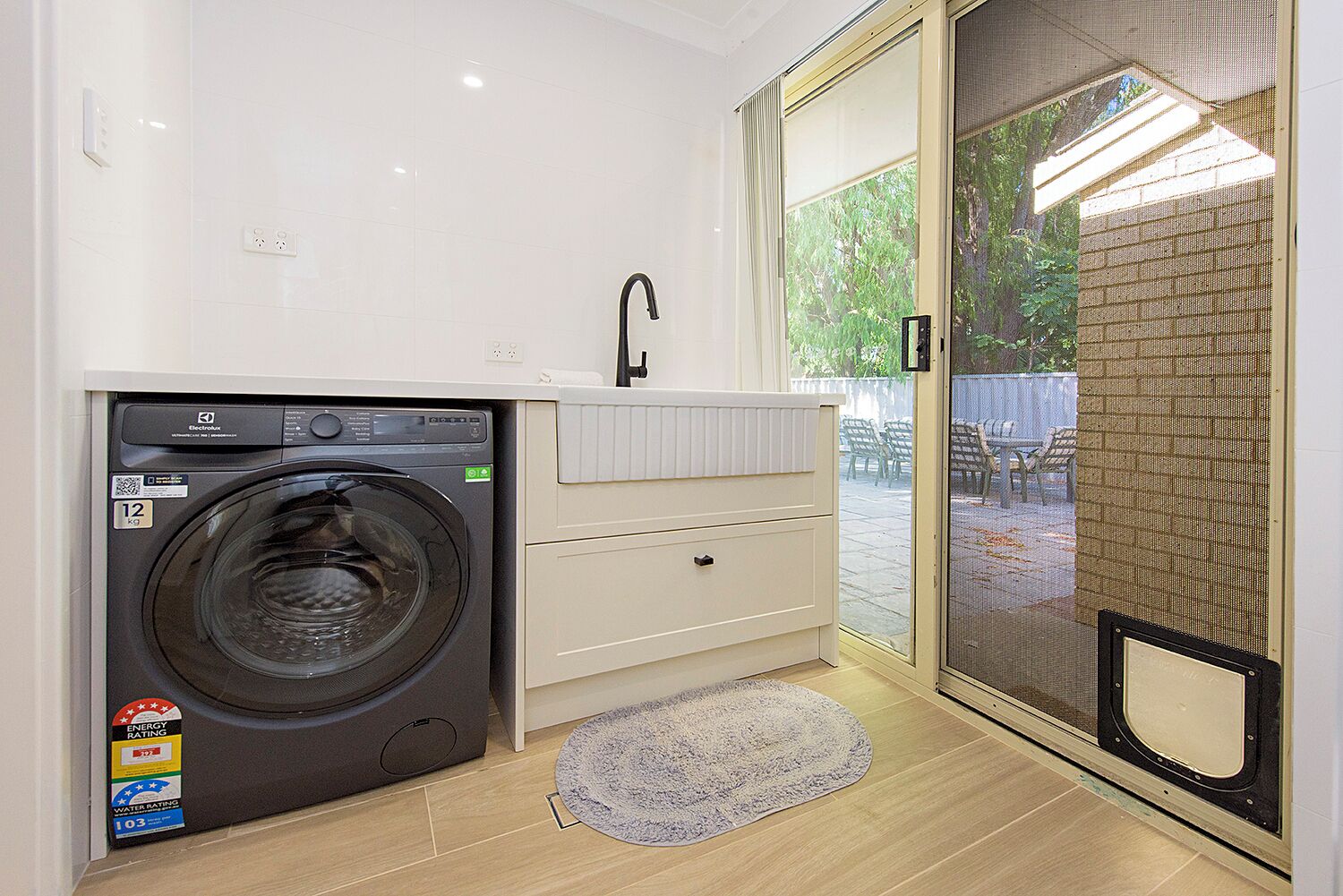 スーペリア ハウス ベッド (複数台) 禁煙 ガーデンビュー | 内装